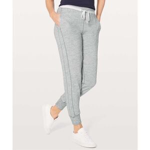 Lululemon Women’s Cool & Collected Jogger *28" FLAW